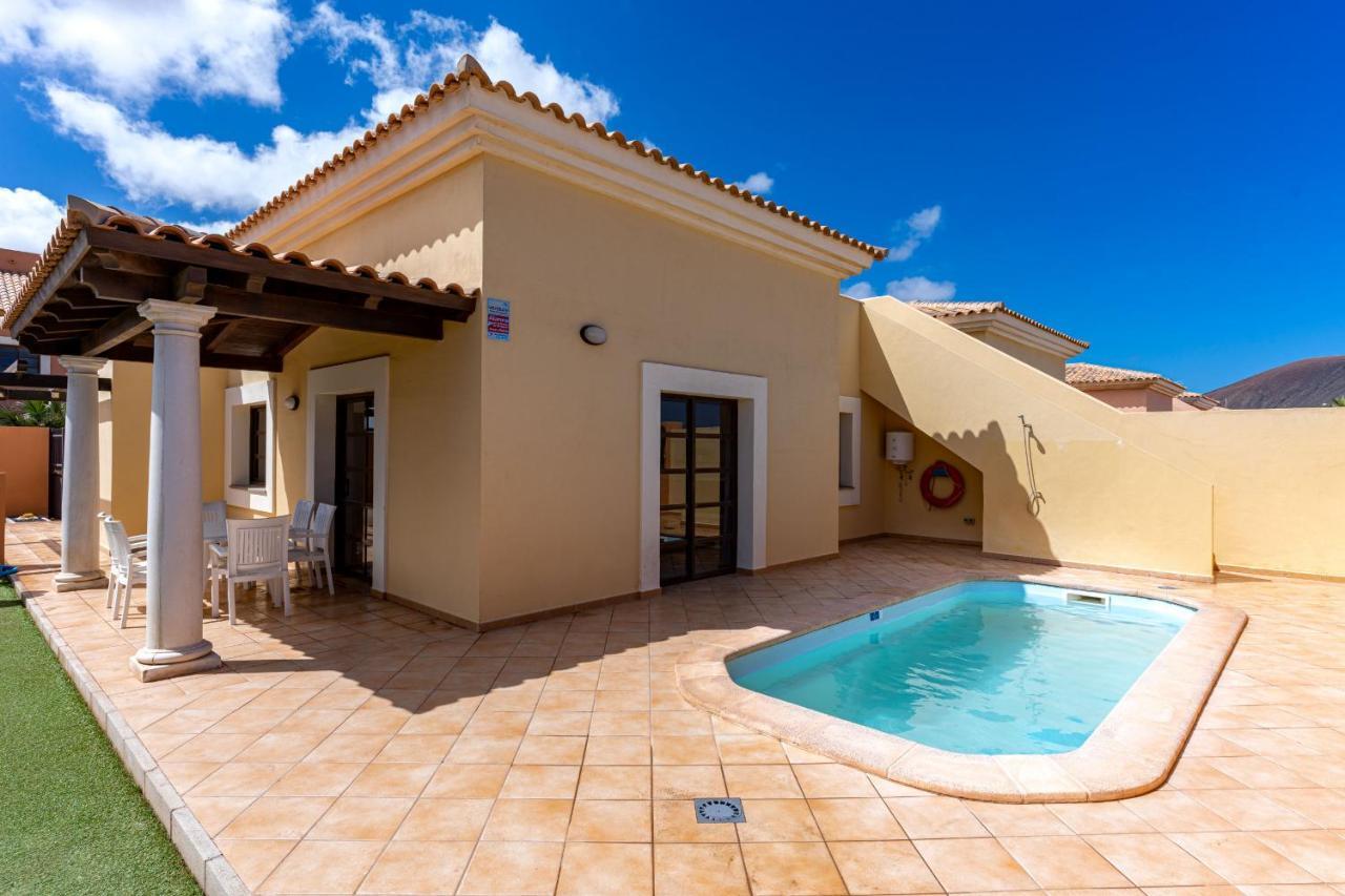 Villa Serenity Private Pool Corralejo By Holidays Home Extérieur photo